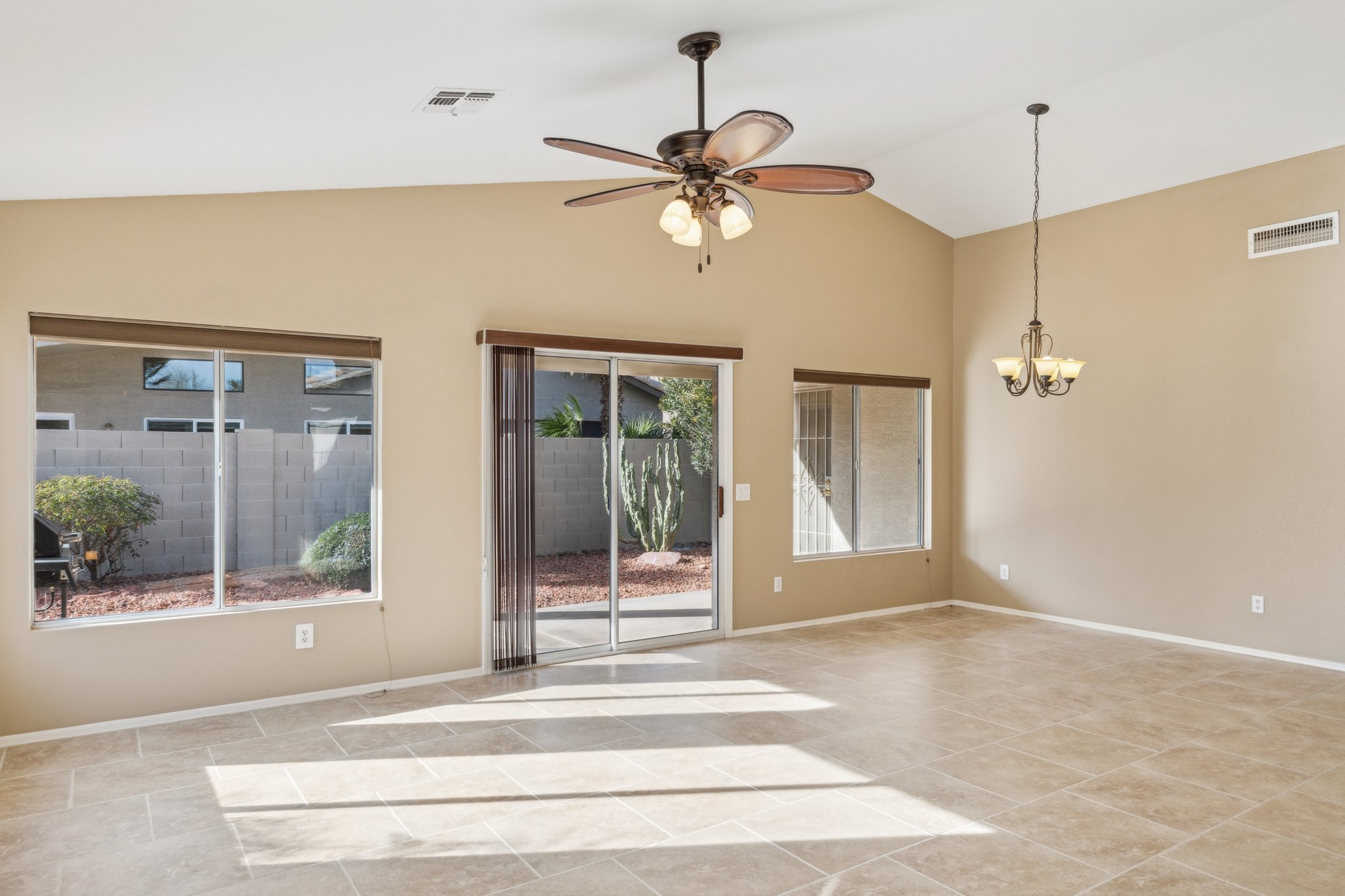 15077 W Vale Dr - 006 Living and Dining.jpg