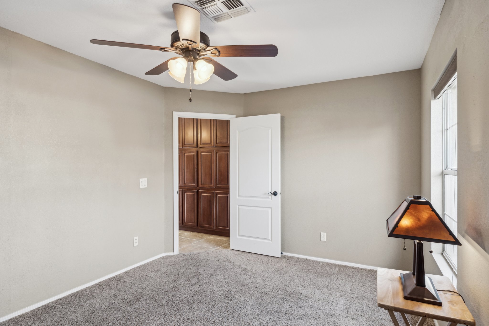 15077 W Vale Dr - 020 Guest Bedroom.jpg