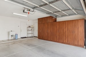 15077 W Vale Dr - 023 Garage.jpg