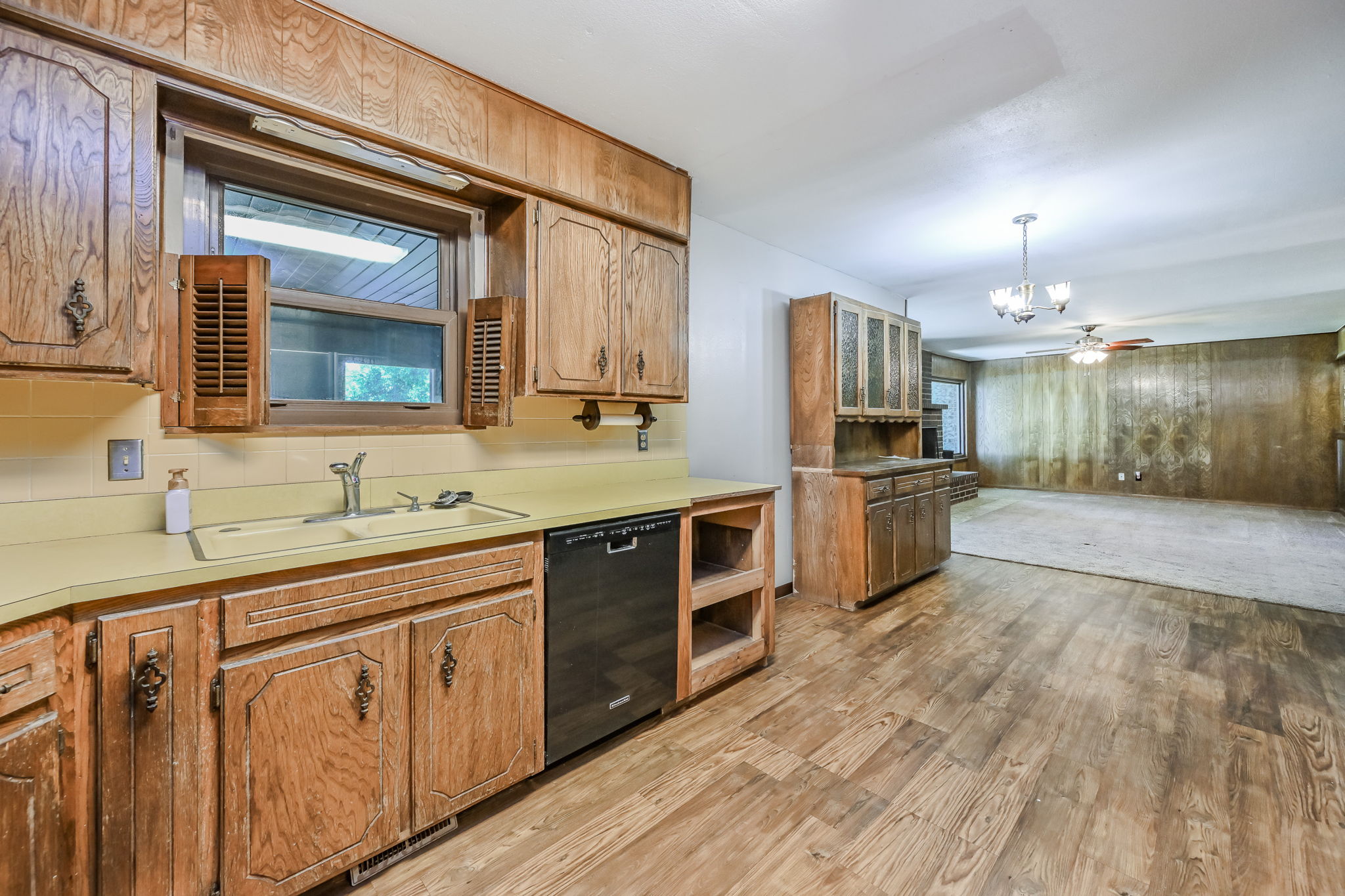 1508 w 5th Clarendon 17