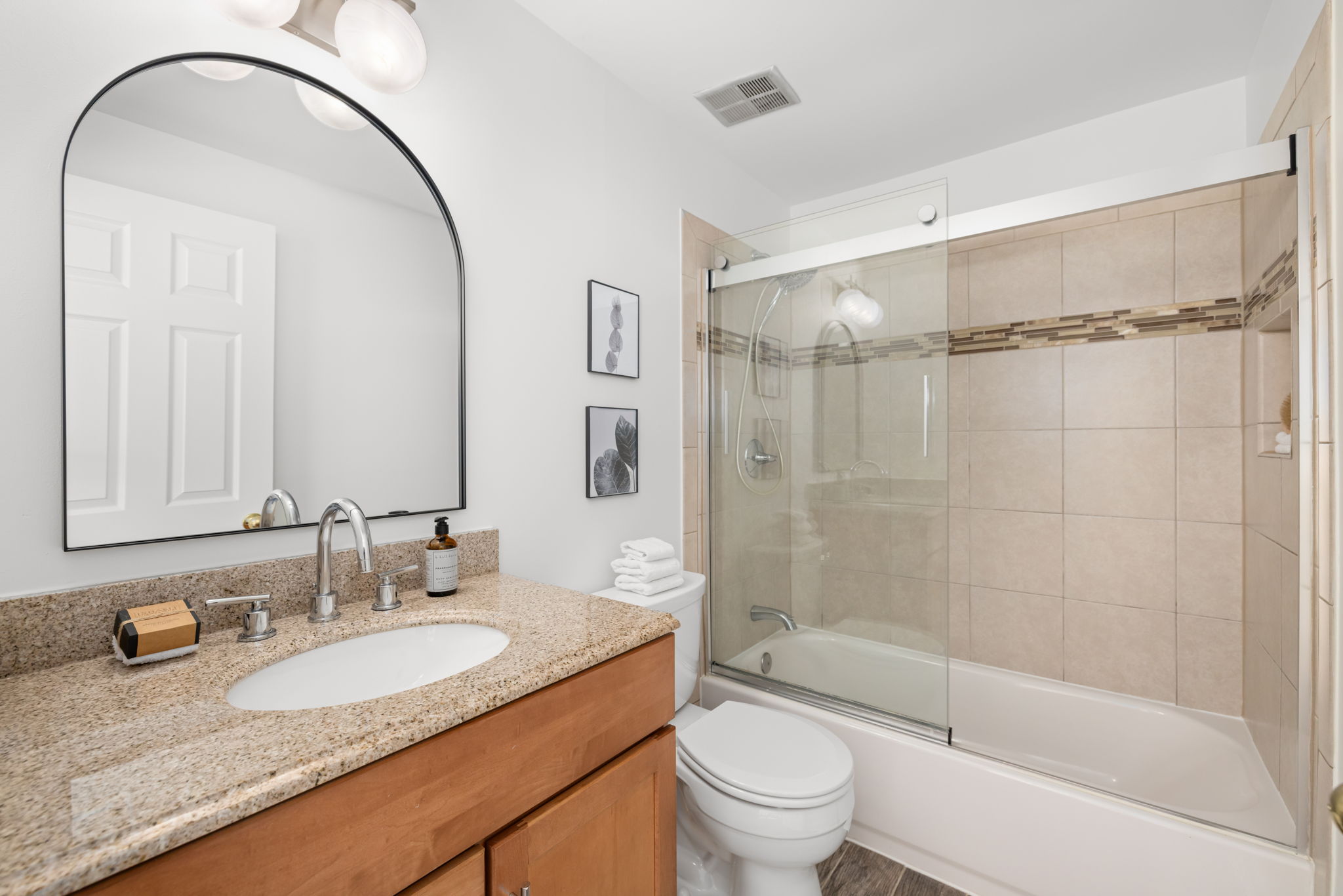 Upstairs Hall Bath