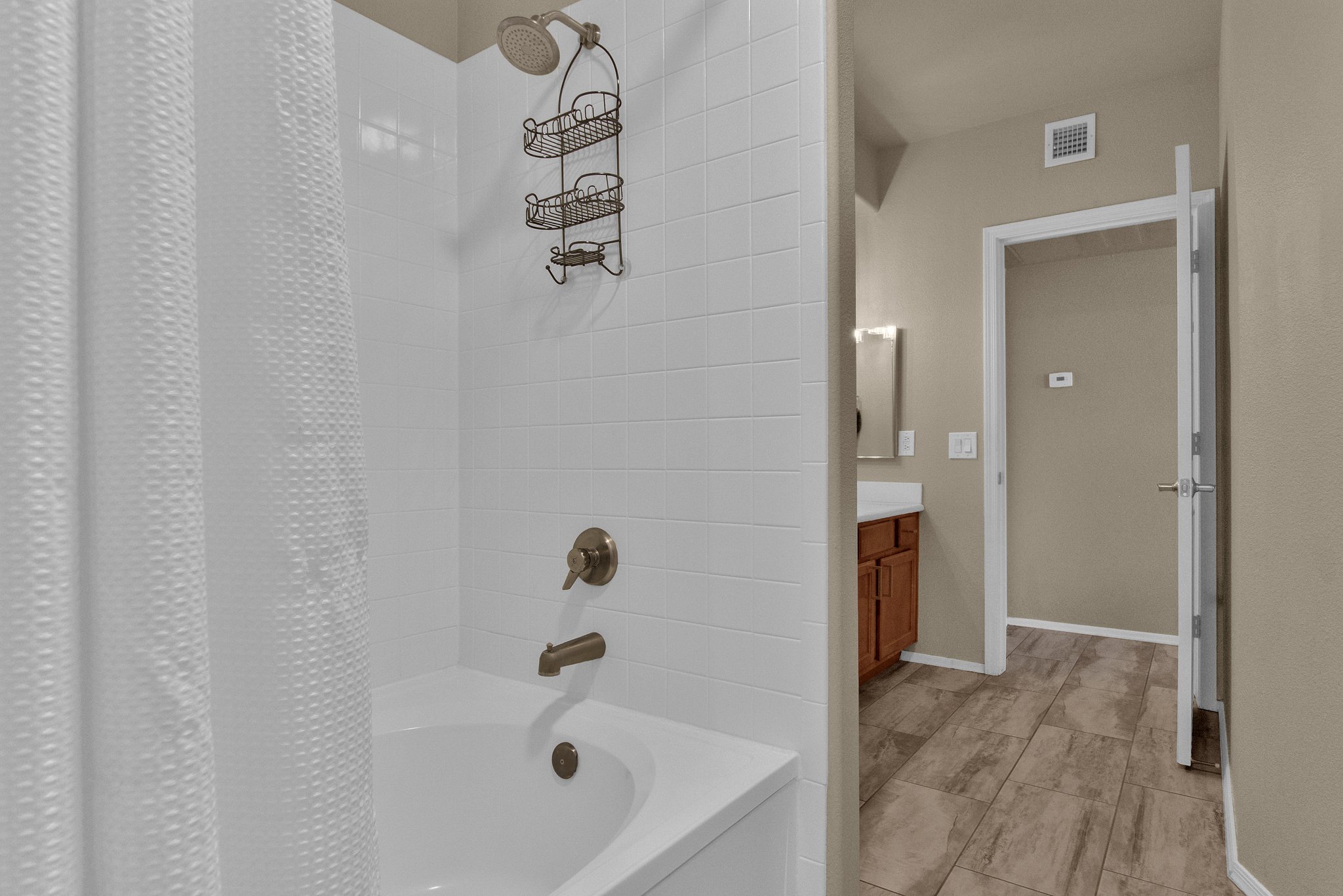 15095 N Thompson Peak Pkwy, Scottsdale, AZ 85260, USA Photo 24
