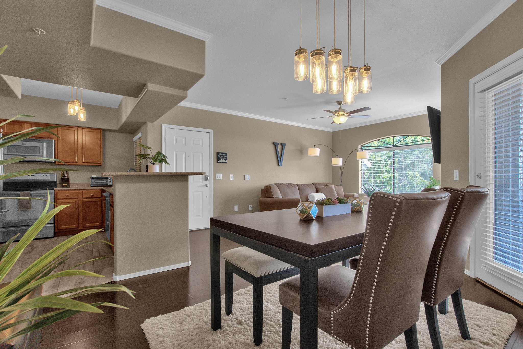 15095 N Thompson Peak Pkwy, Scottsdale, AZ 85260, USA Photo 14