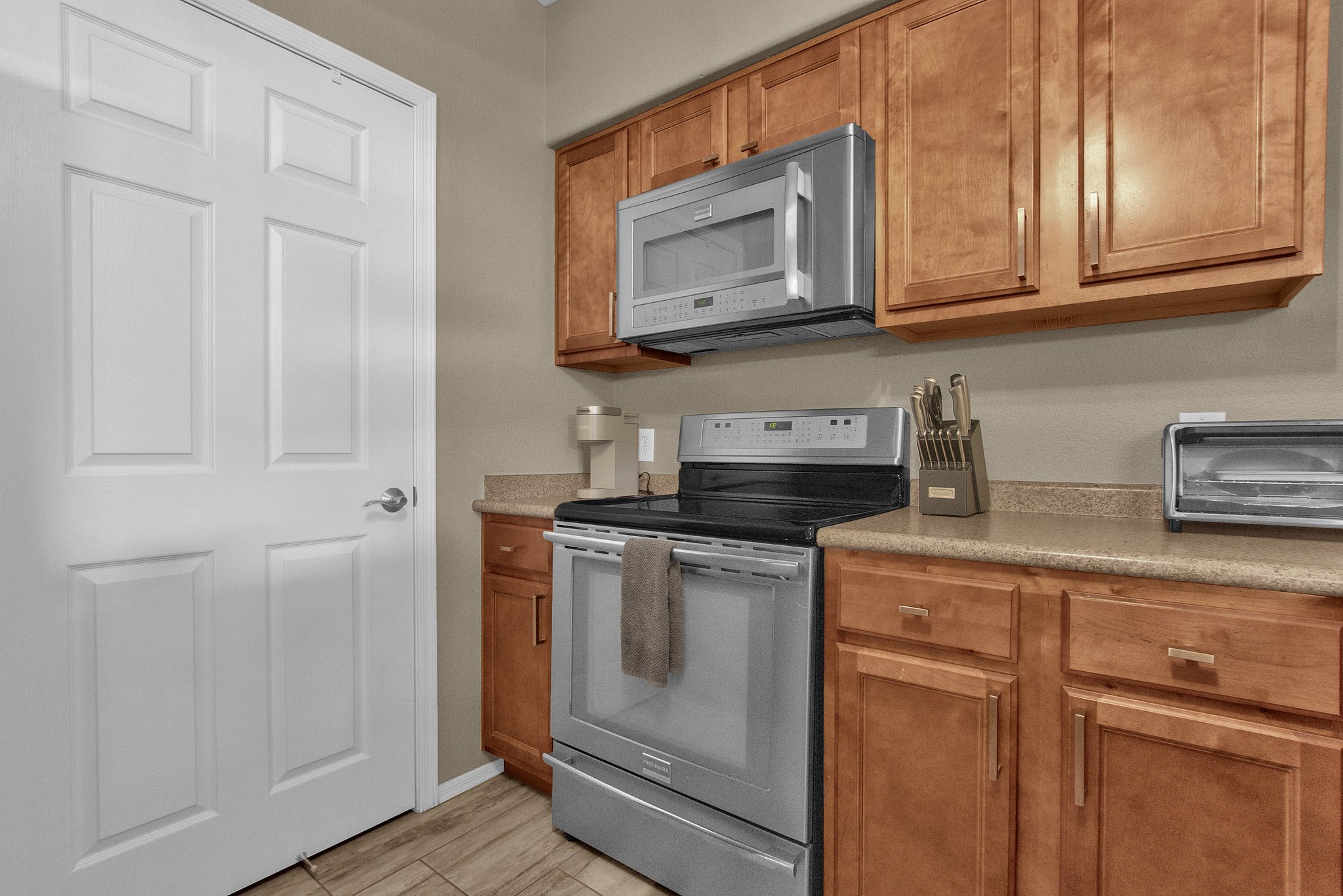 15095 N Thompson Peak Pkwy, Scottsdale, AZ 85260, USA Photo 11