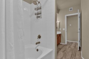 15095 N Thompson Peak Pkwy, Scottsdale, AZ 85260, USA Photo 23