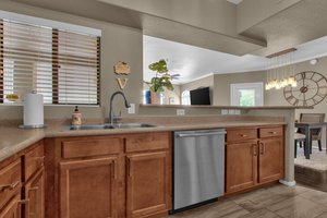 15095 N Thompson Peak Pkwy, Scottsdale, AZ 85260, USA Photo 11