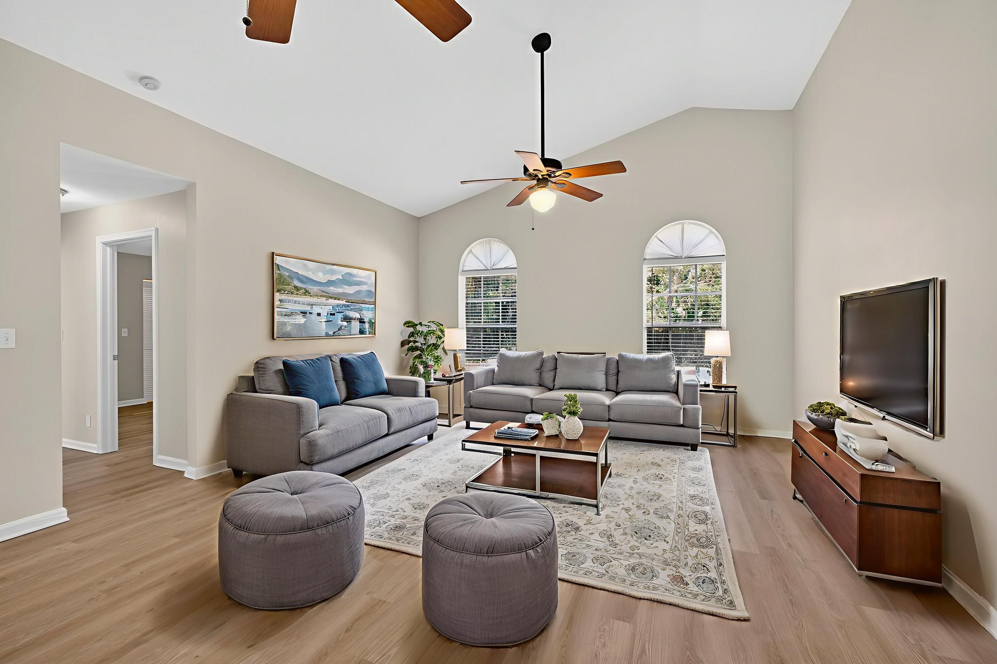 BS1A3149 virtually staged.jpeg