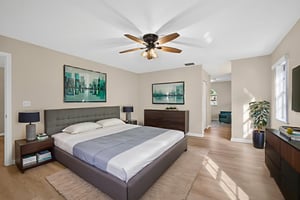 BS1A3180 virtually staged.jpeg