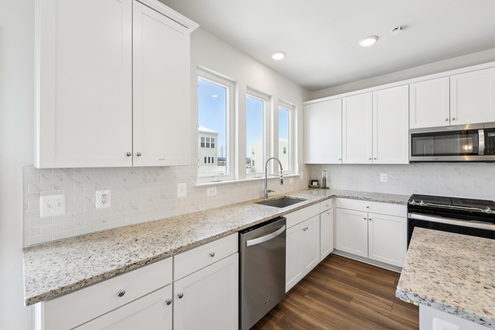 Jaxton Square Ln-S2801-014.jpg