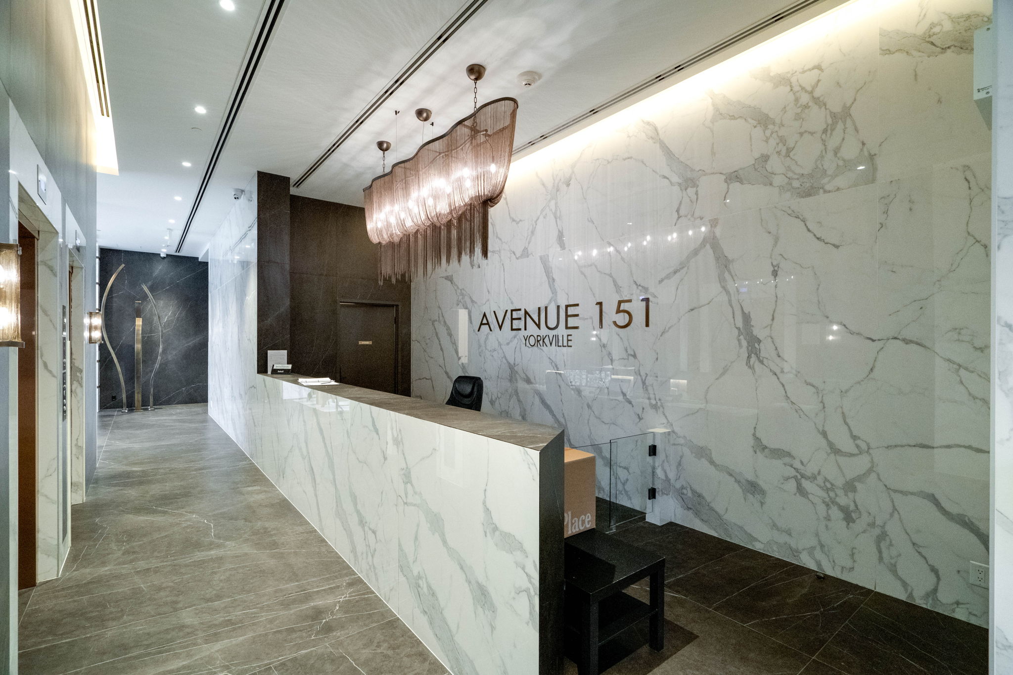 151 Avenue Rd 403 Toronto, ON M5R 2H7