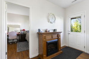  Photo 47