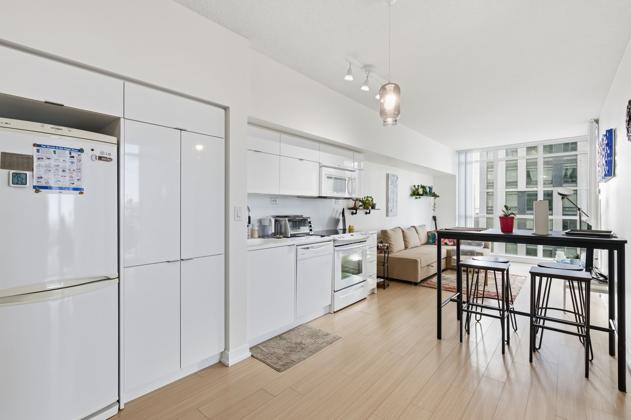 Toronto property showcase — delivered property photograph 4