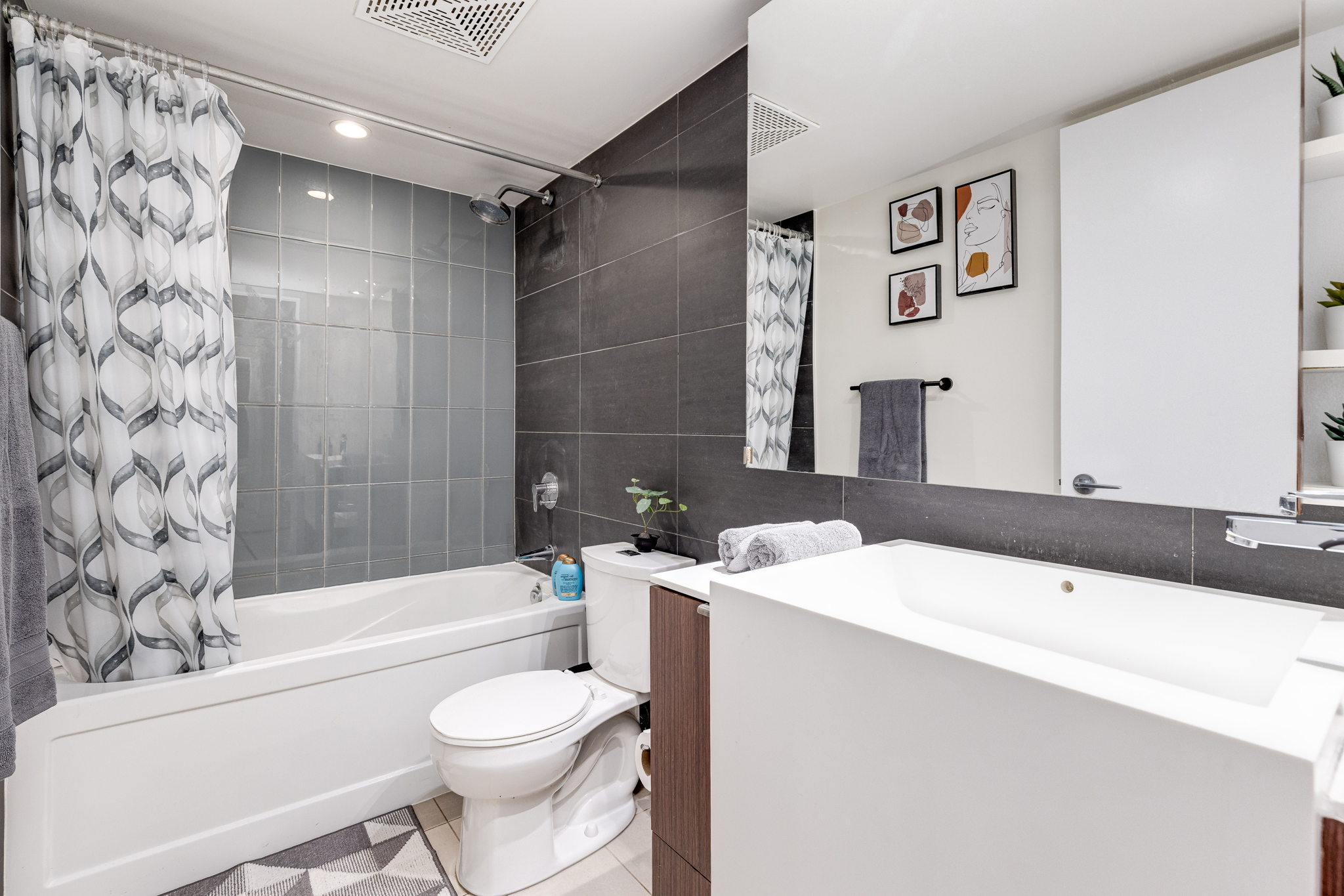 Toronto property showcase — delivered property photograph 12