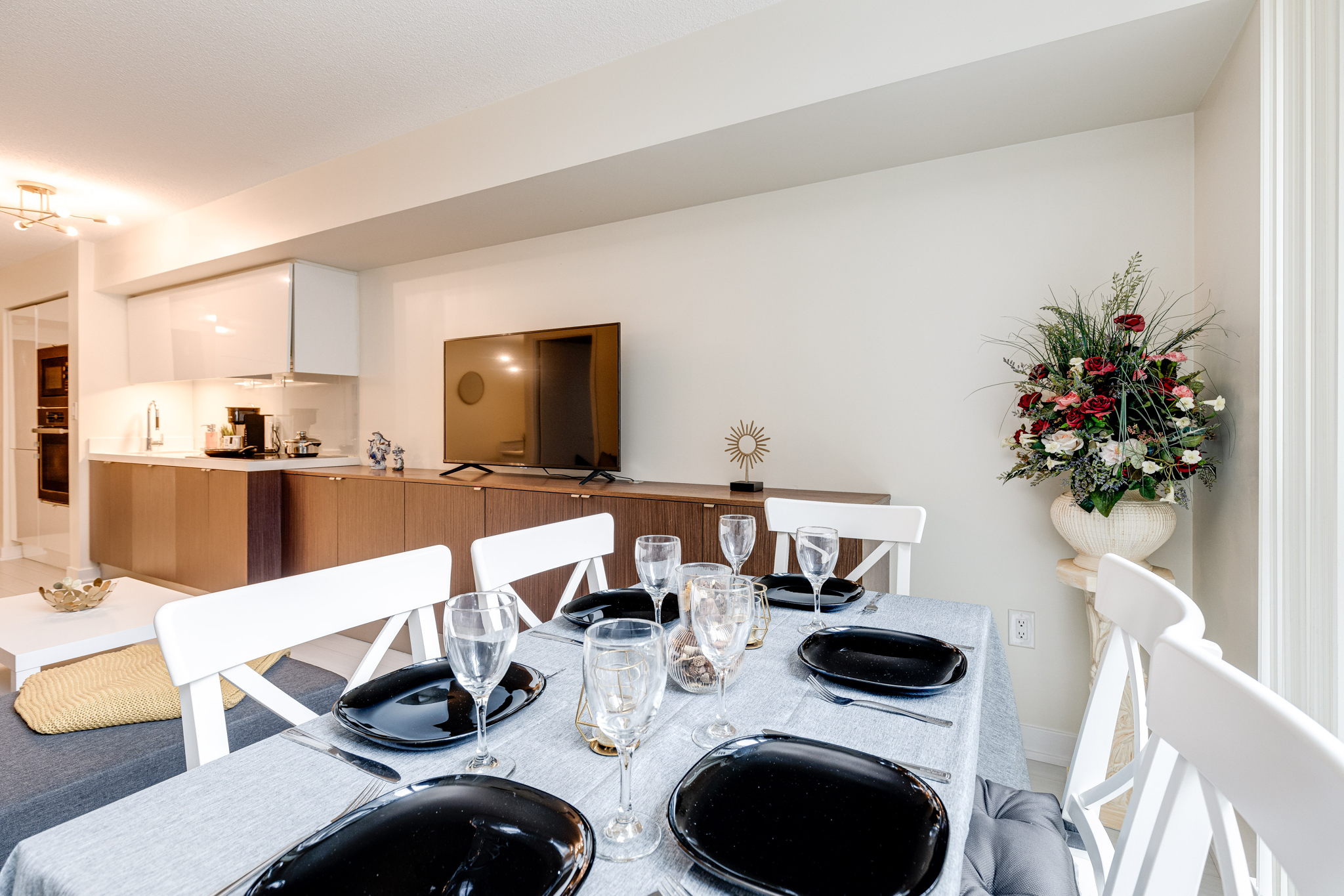 Toronto property showcase — delivered property photograph 9