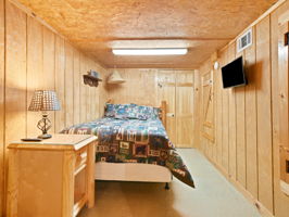  Photo 30