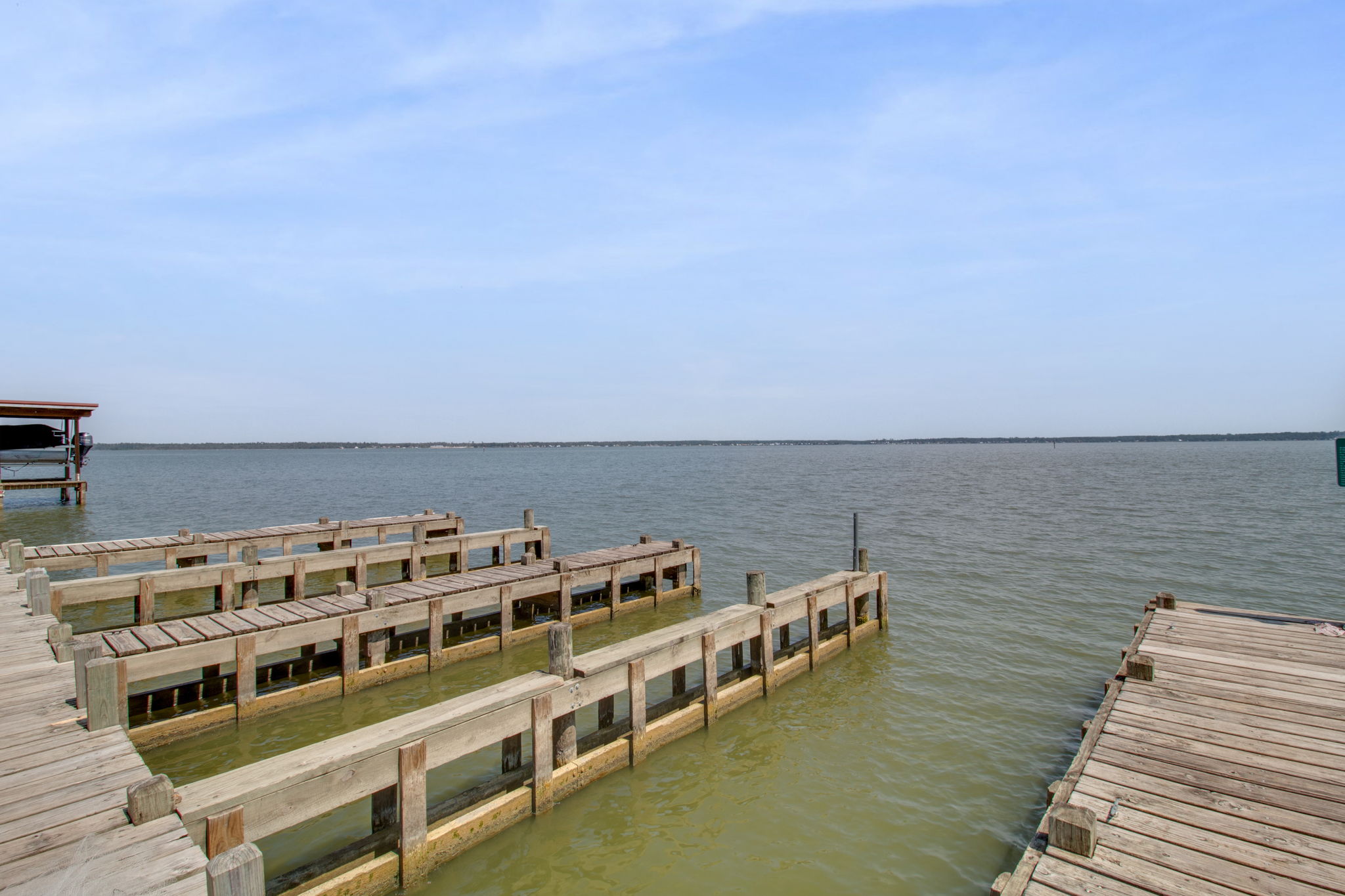 Community boat launch provides convenient access to Lake Livingston for launching and retrieving boats.