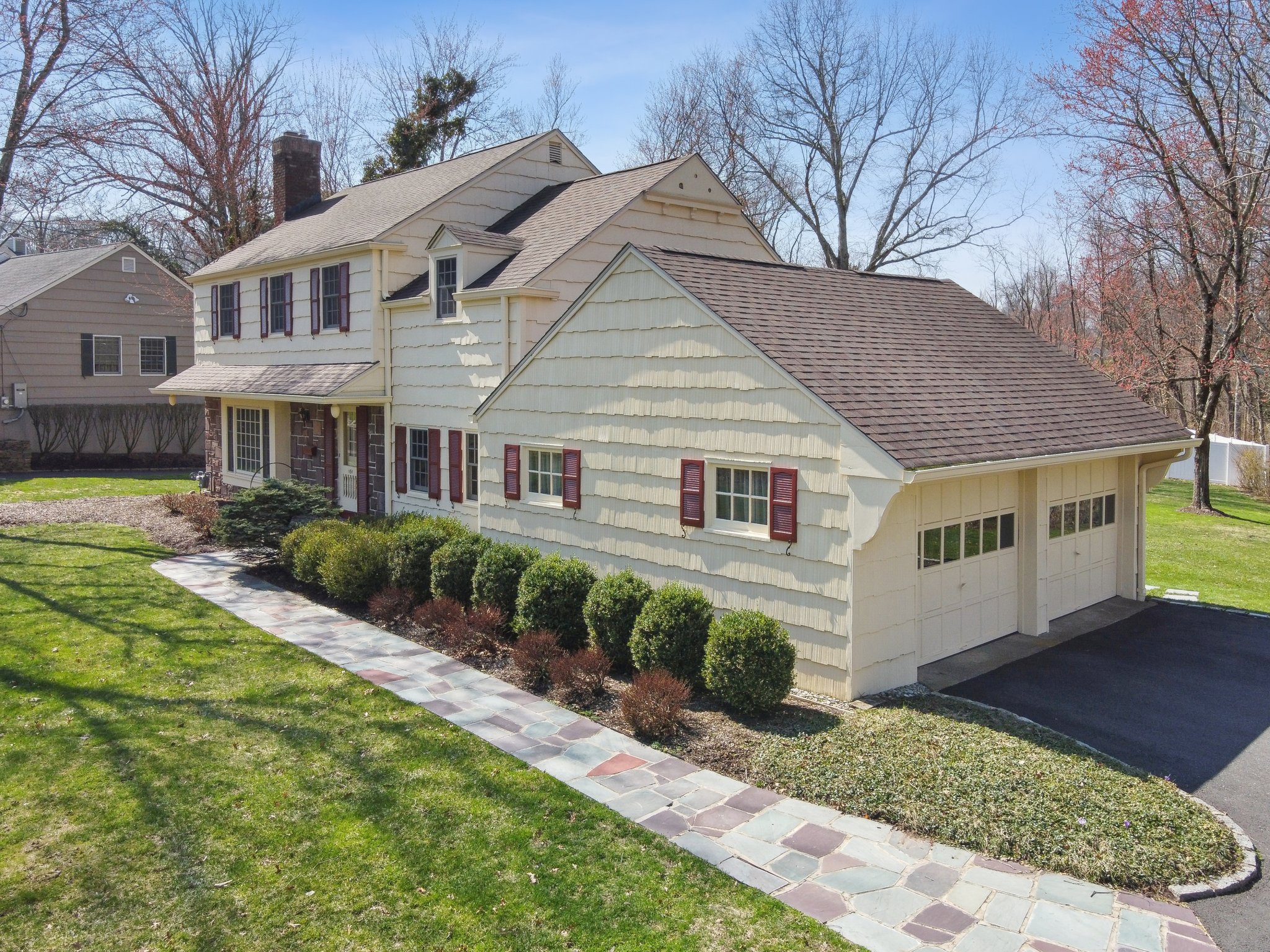 Garage with walkway to front door