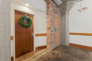  Photo 0