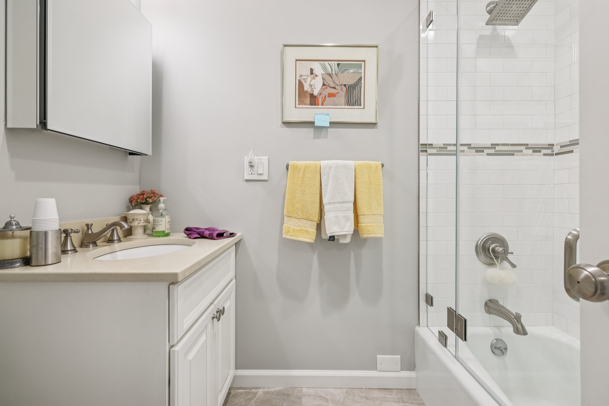 Prospect Ave apt 19e-S2308-024.jpg