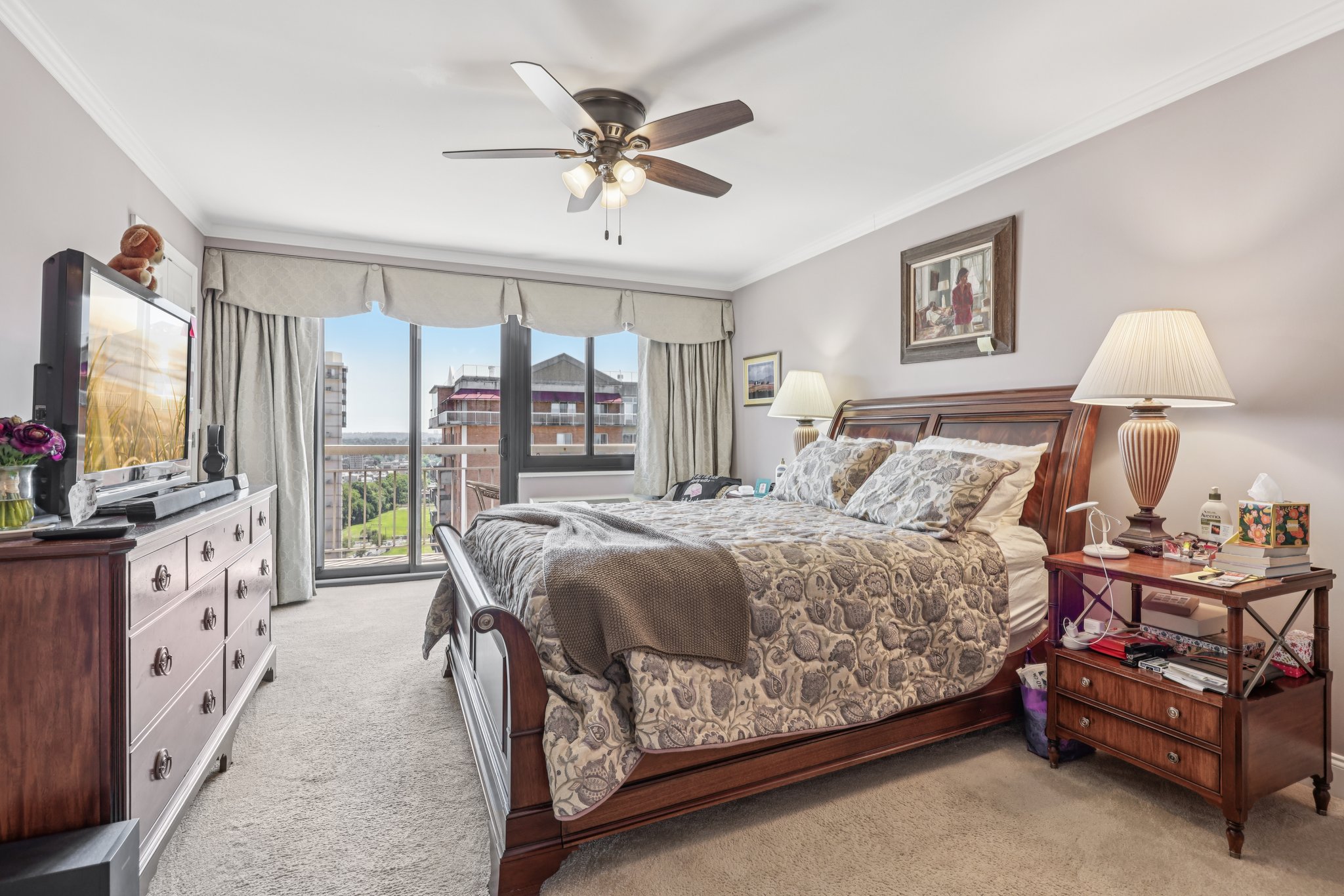 Prospect Ave apt 19e-S2308-030.jpg