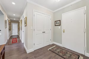Prospect Ave apt 19e-S2308-025.jpg