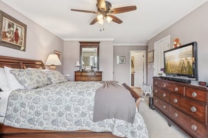 Prospect Ave apt 19e-S2308-031.jpg