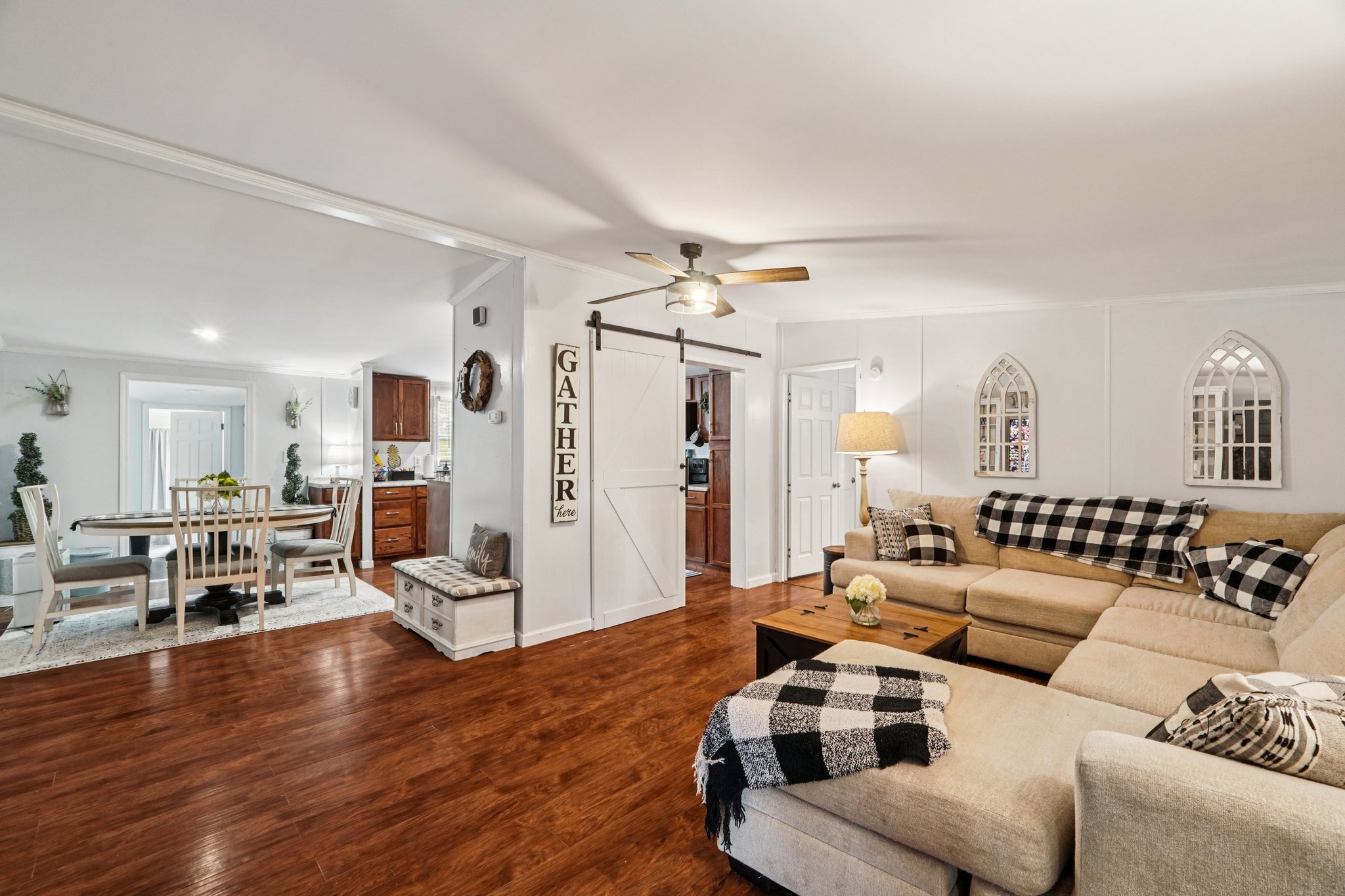 Stafford Dr-S0710-005.jpg