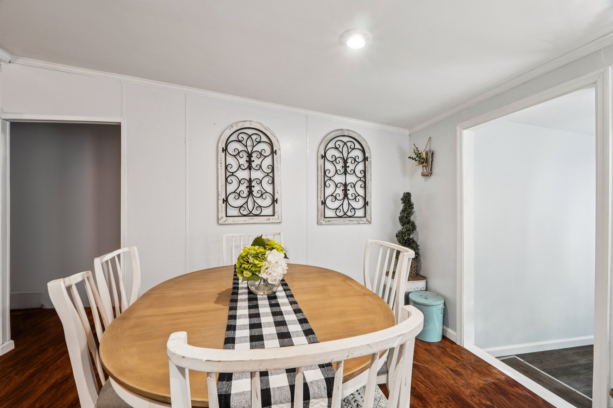 Stafford Dr-S0710-009.jpg