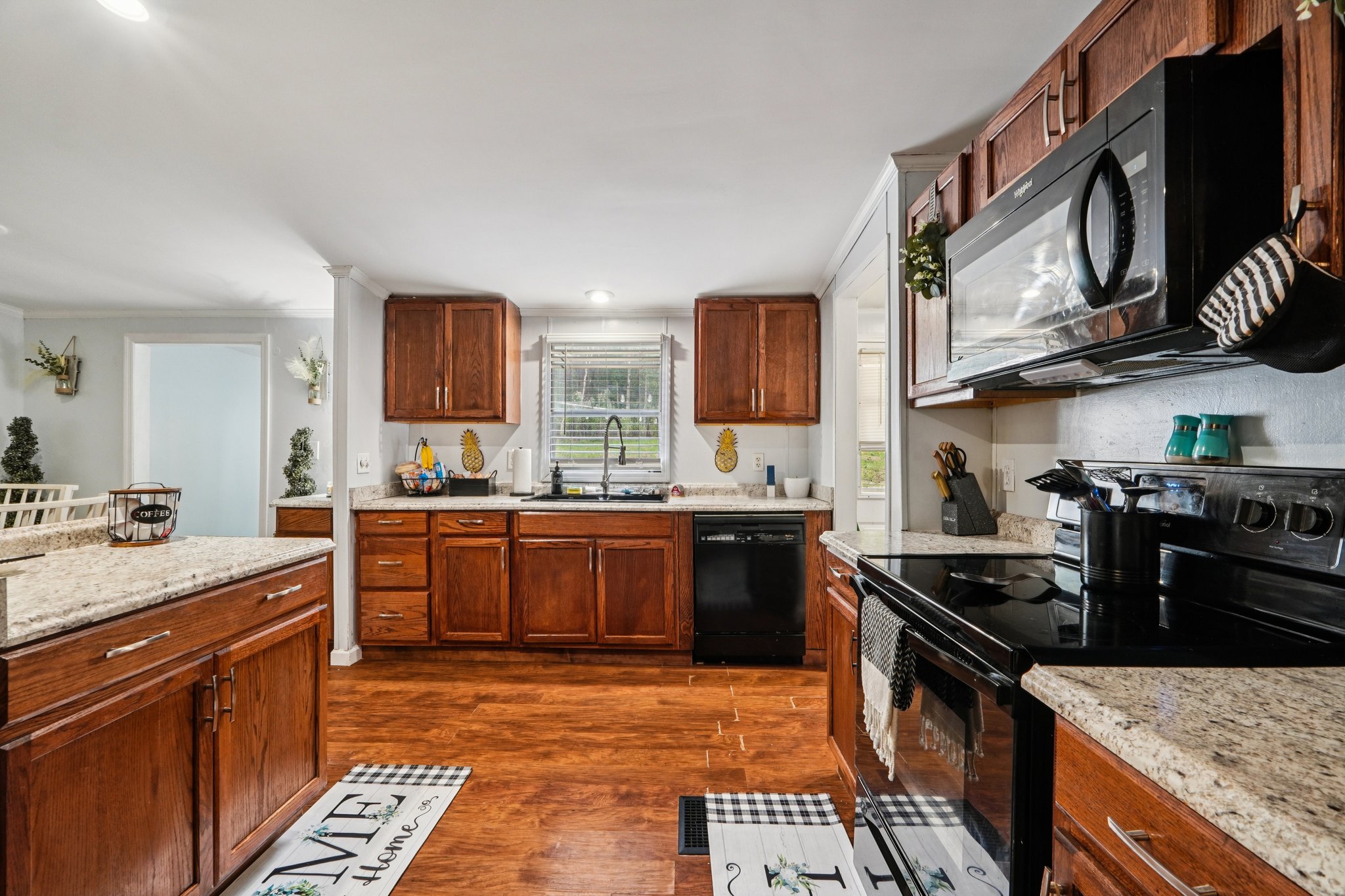 Stafford Dr-S0710-011.jpg