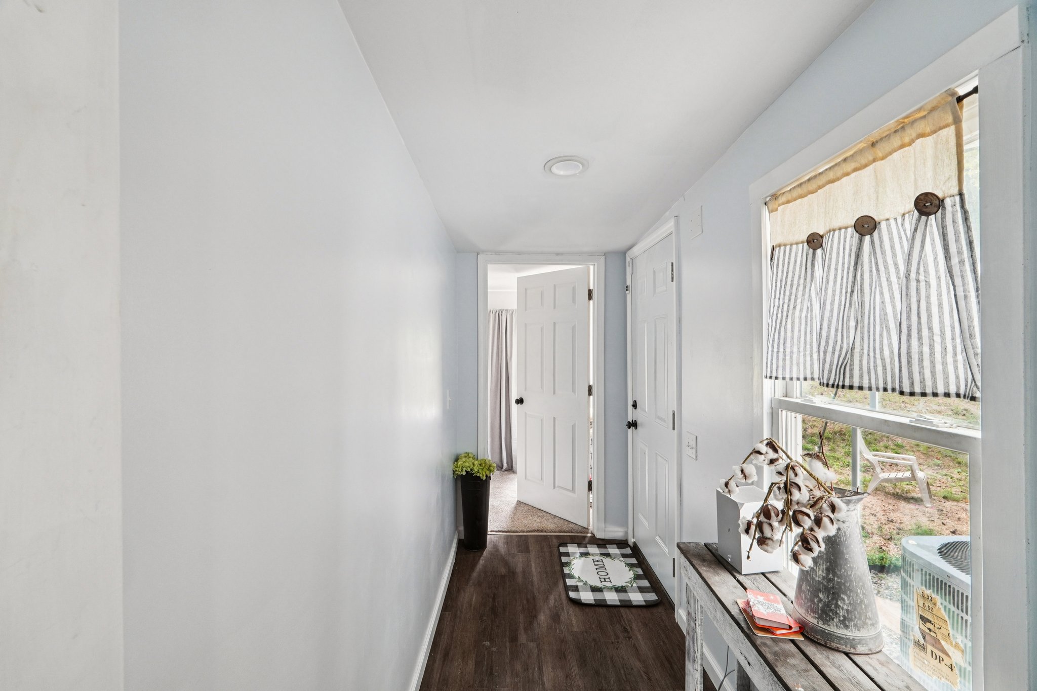 Stafford Dr-S0710-021.jpg