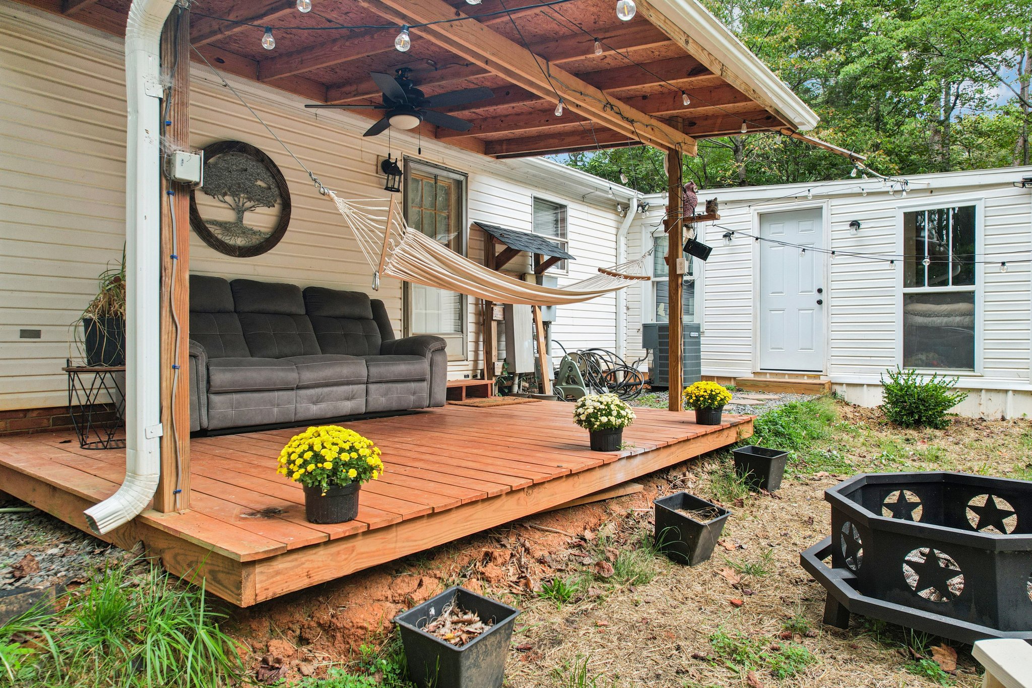 Stafford Dr-S0710-032.jpg