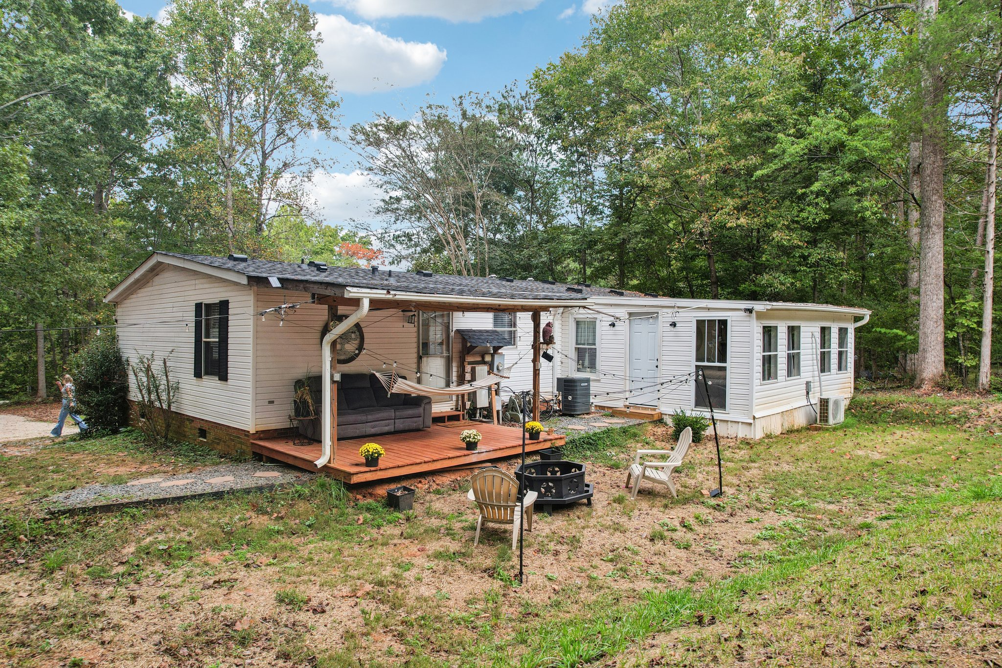 Stafford Dr-S0710-034.jpg