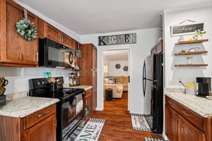 Stafford Dr-S0710-013.jpg