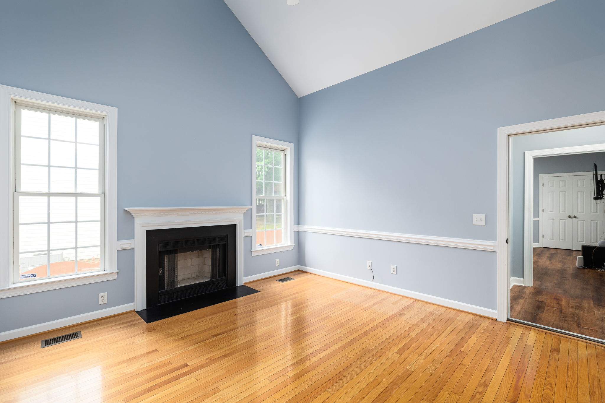 1510 Covered Wagon-14