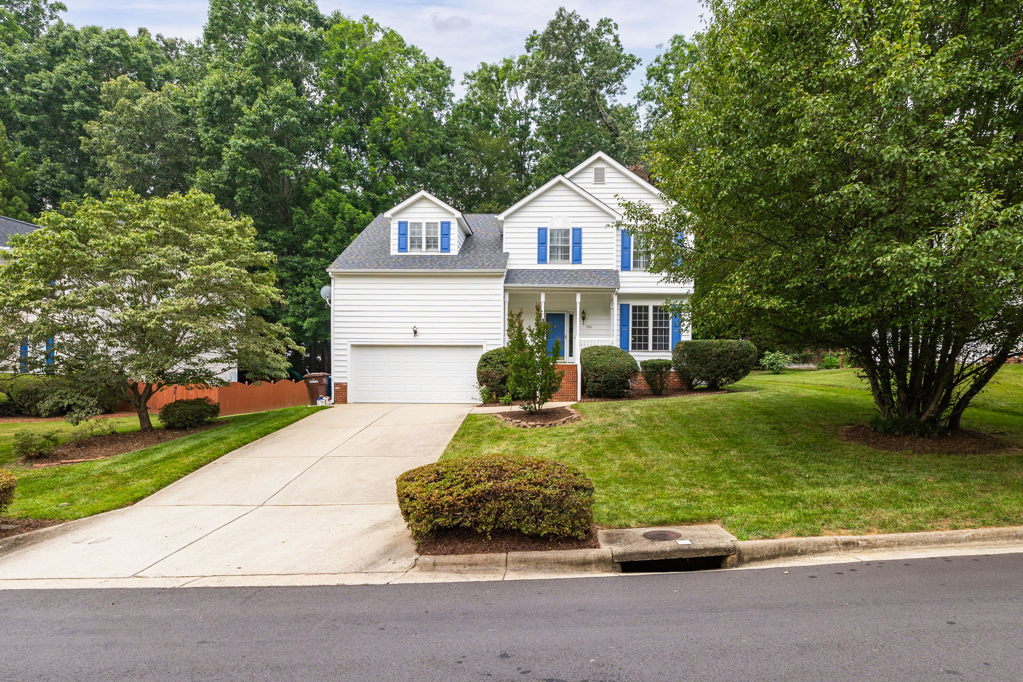 1510 Covered Wagon-1