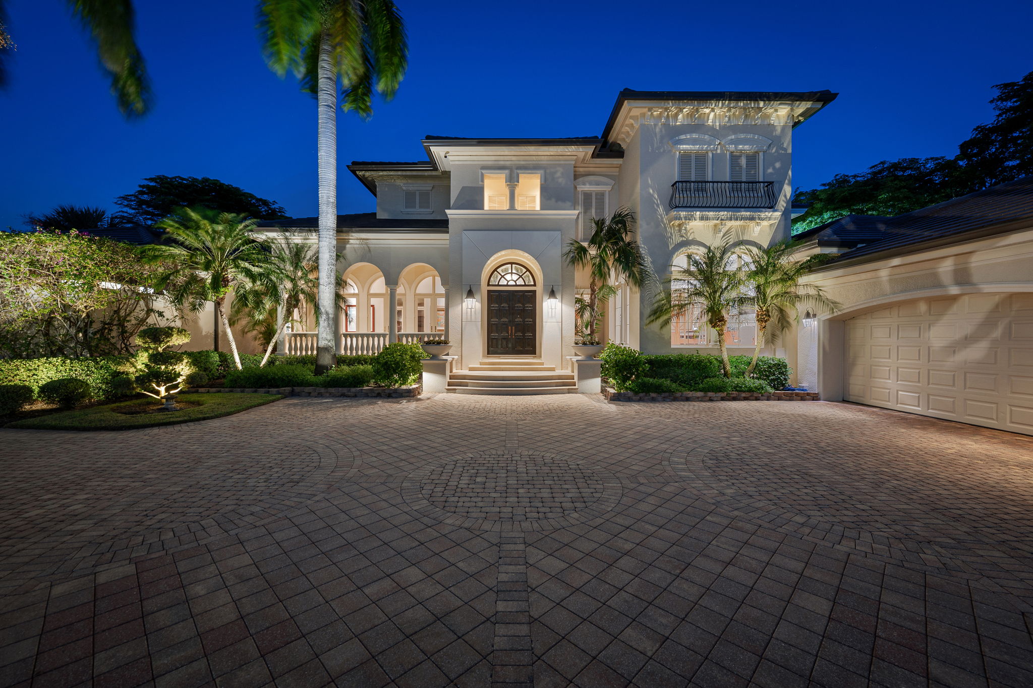 Front Elevation - CLOSE