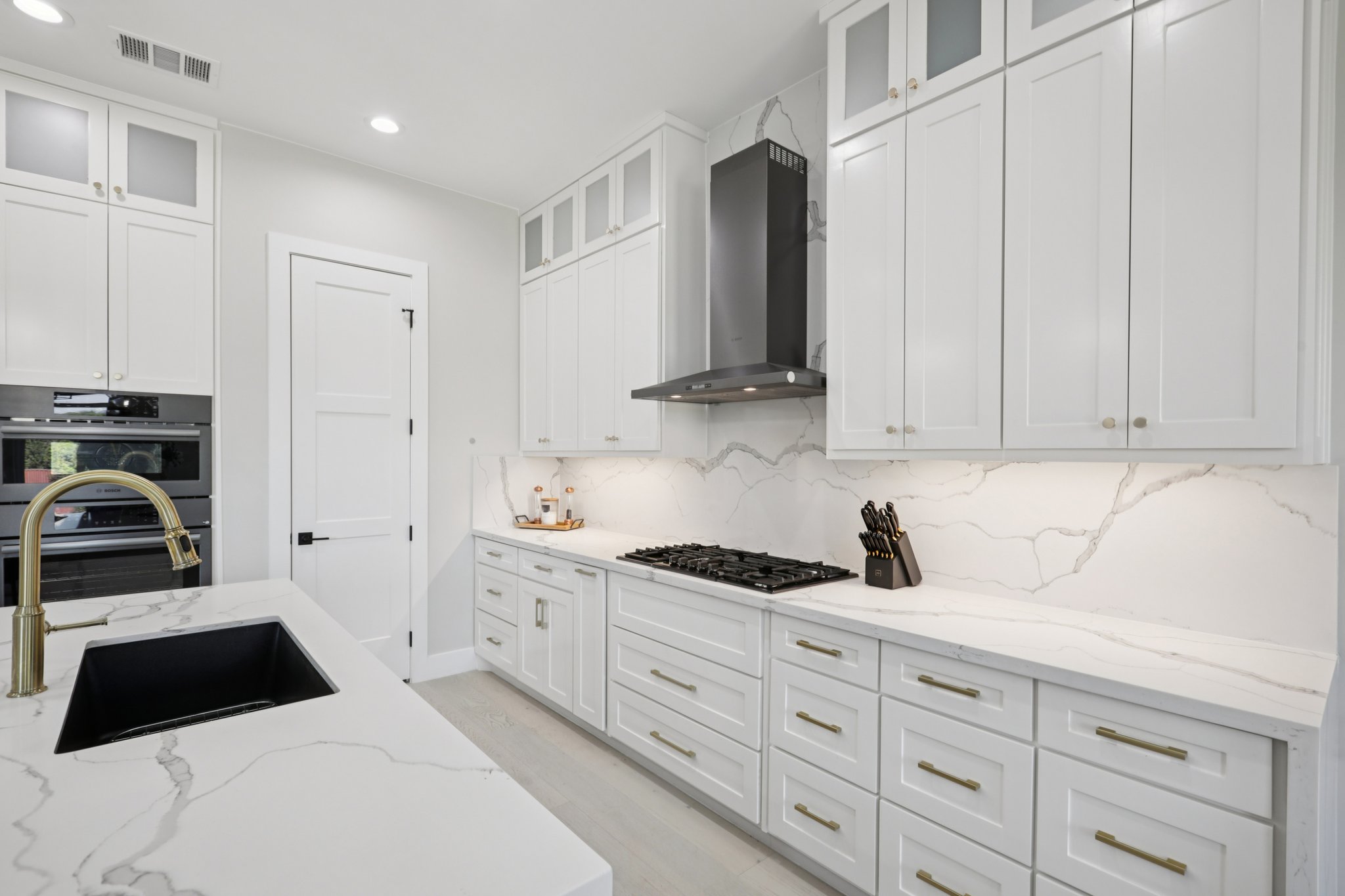 General Williamson Dr-S0203-027.jpg