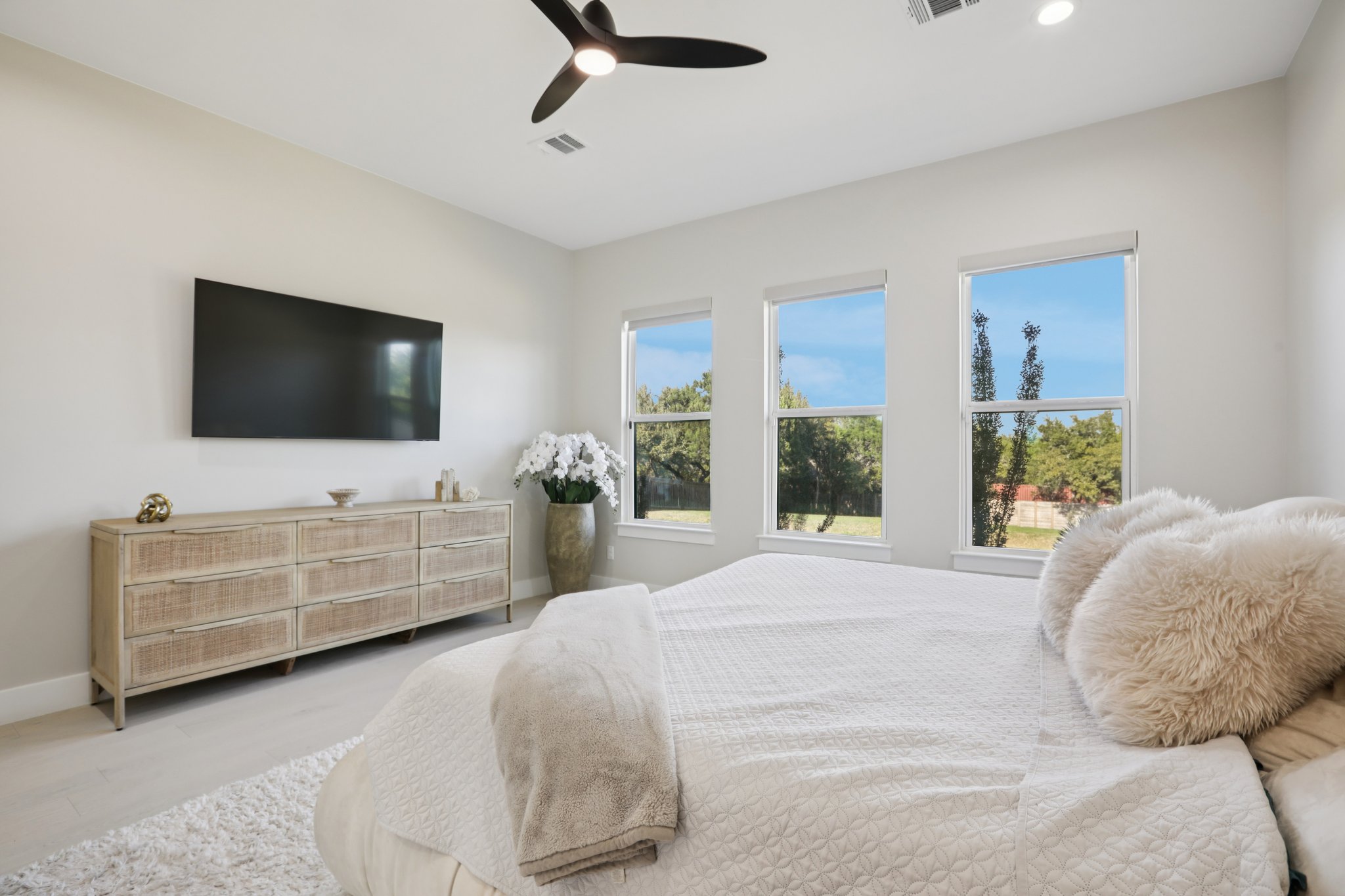 General Williamson Dr-S0203-039.jpg