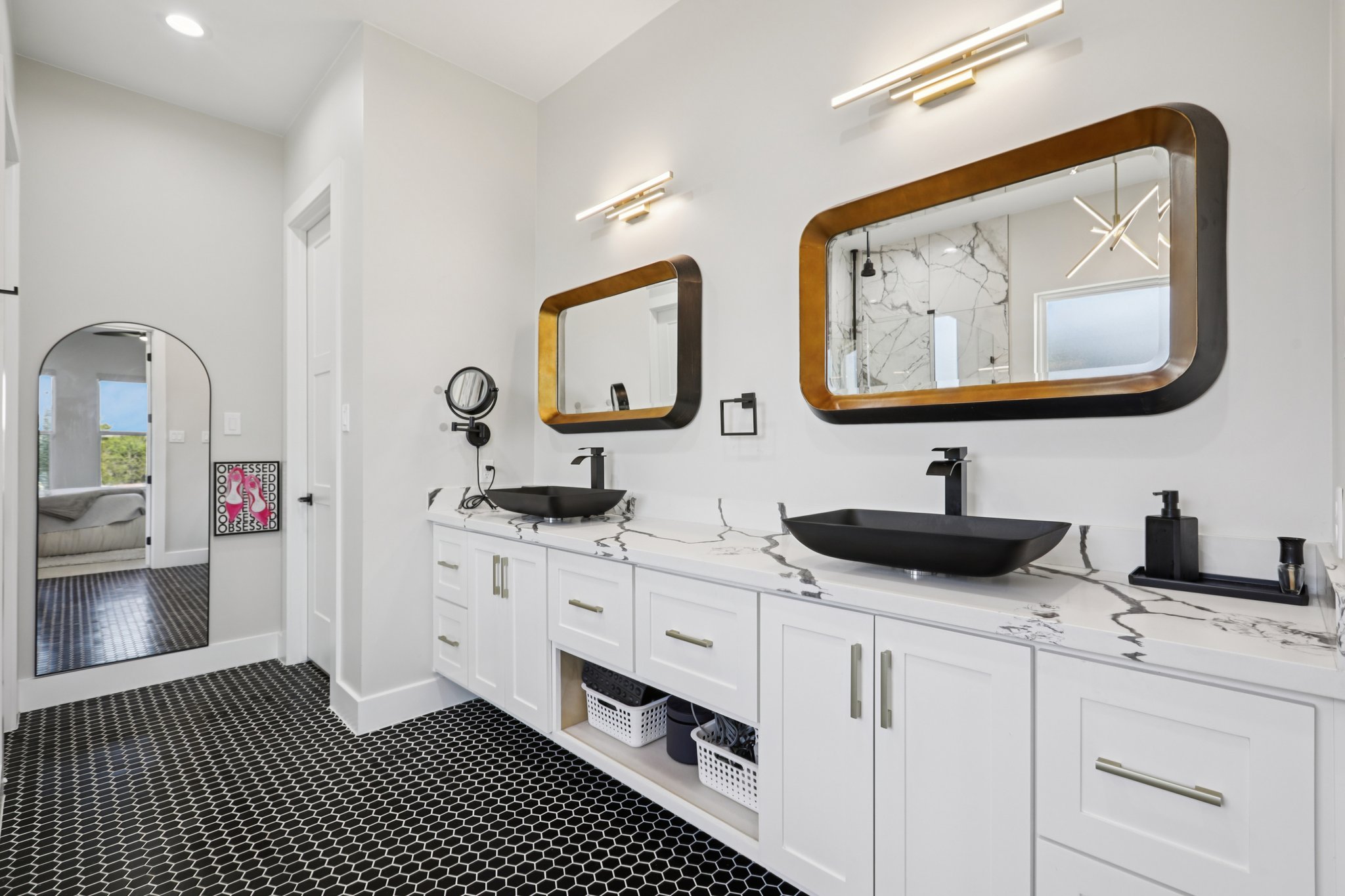 General Williamson Dr-S0203-040.jpg