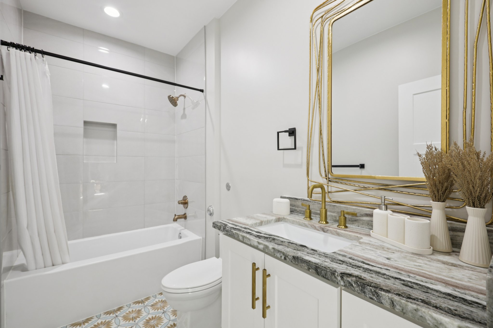 General Williamson Dr-S0203-052.jpg