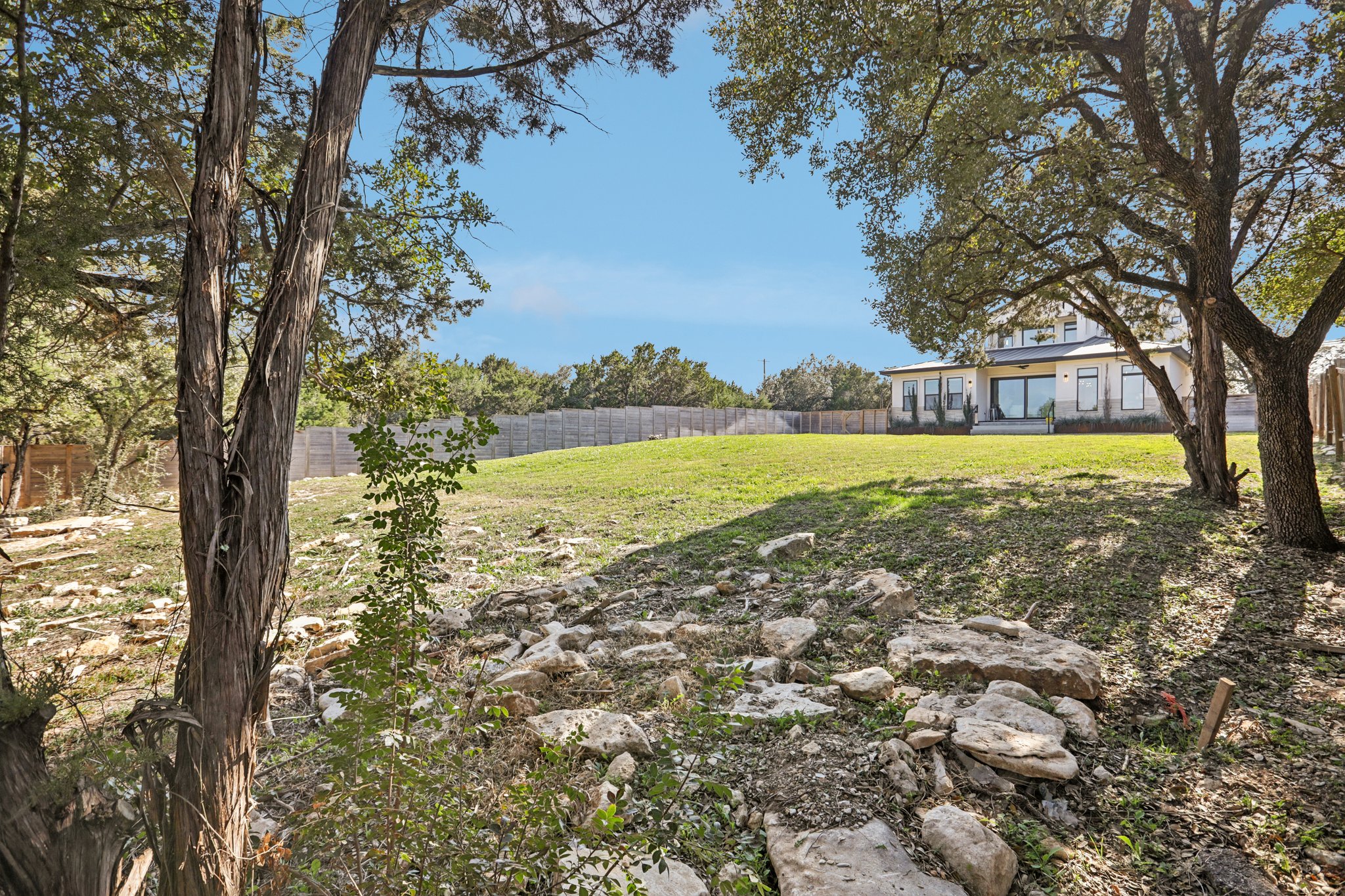 General Williamson Dr-S0203-067.jpg