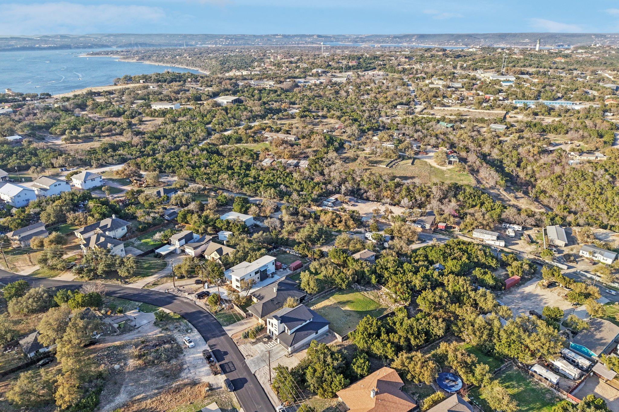 General Williamson Dr-S0203-077.jpg