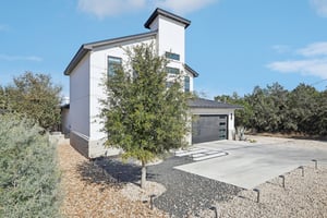 General Williamson Dr-S0203-002.jpg