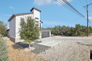 General Williamson Dr-S0203-003.jpg