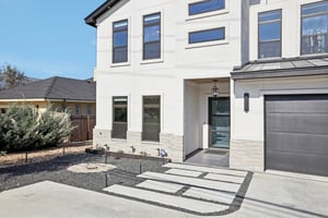 General Williamson Dr-S0203-007.jpg