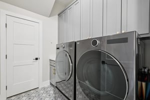 General Williamson Dr-S0203-035.jpg