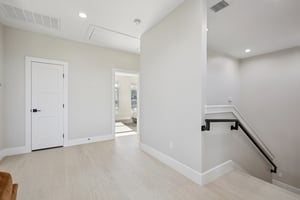 General Williamson Dr-S0203-045.jpg