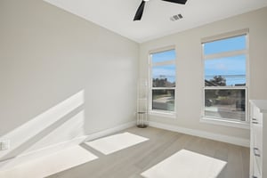 General Williamson Dr-S0203-053.jpg