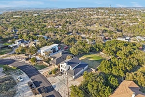 General Williamson Dr-S0203-076.jpg