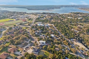 General Williamson Dr-S0203-081.jpg